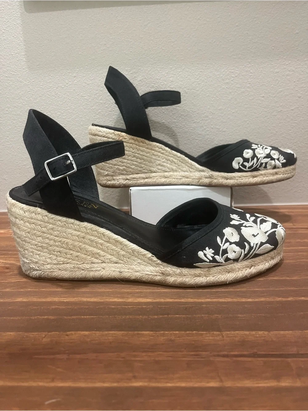 Lauren Ralph Lauren Hayleigh Embroidered Black Wedge Espadrille Wedge Sz 9.5